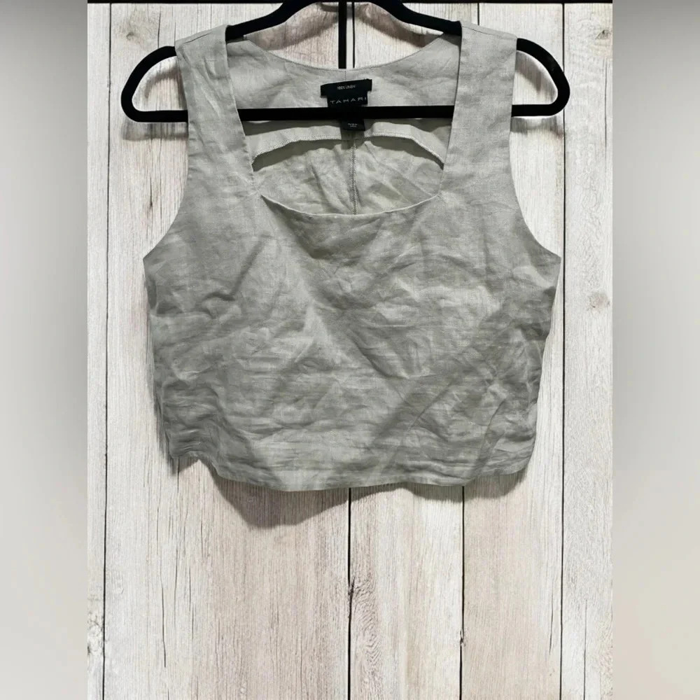 Tahari Gray Crop Top